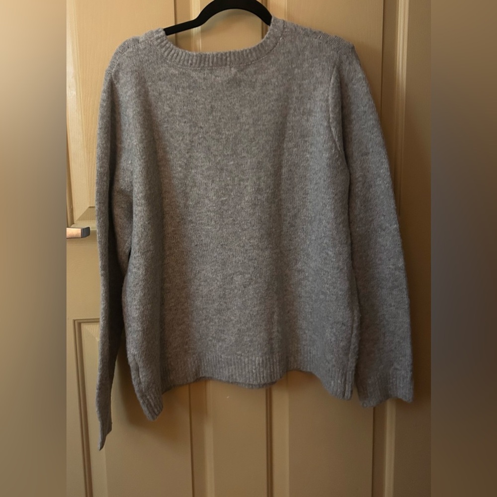 Cupcakes and Cashmere Gray Sweater with Black Cat and Presents - Picture 3 of 5